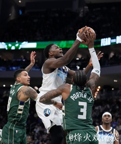 雄鹿大胜爵士止6连败 森林狼逆转送公牛4连败 雄鹿大胜爵士止6连败 森林狼逆转送公牛4连败